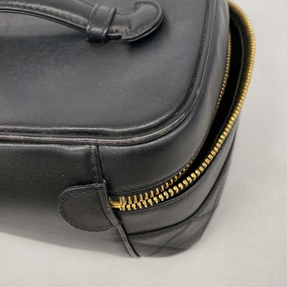 CHANEL Black Lambskin Leather Vanity Bag - Picture 6 of 11